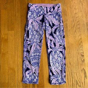 Lily Pulitzer pineapple crops XS luxetic legging
